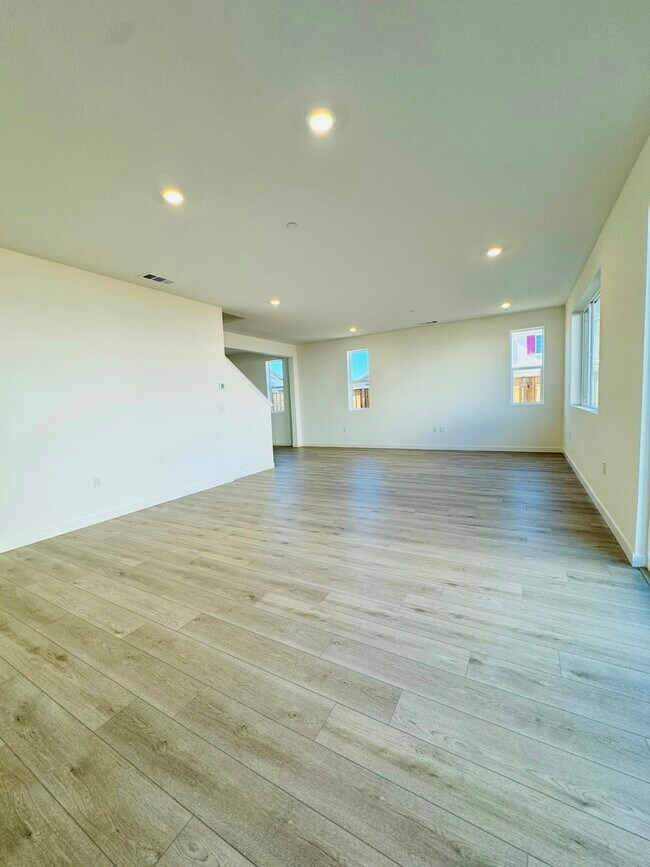 Foto del edificio - 5413 Knights Valley Ln