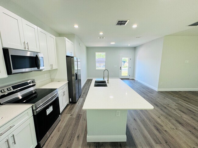 Foto del edificio - 15229 SW 39th Cir