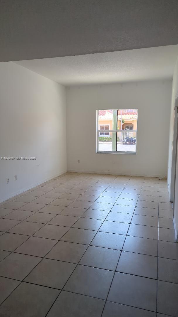 Foto del edificio - 4960 Windward Way