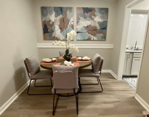 Foto del edificio - 10901 Meadowglen Ln
