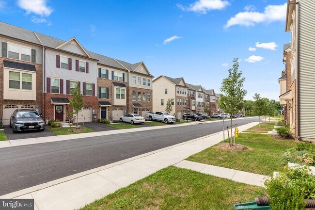 Foto del edificio - 3941 Small Roundtop Rd