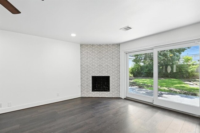 Building Photo - 9226 Kapri Ln