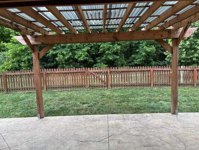 Foto del edificio - 5806 Freeport Way