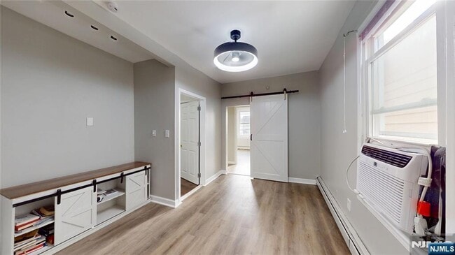 Foto del edificio - 277 2nd St