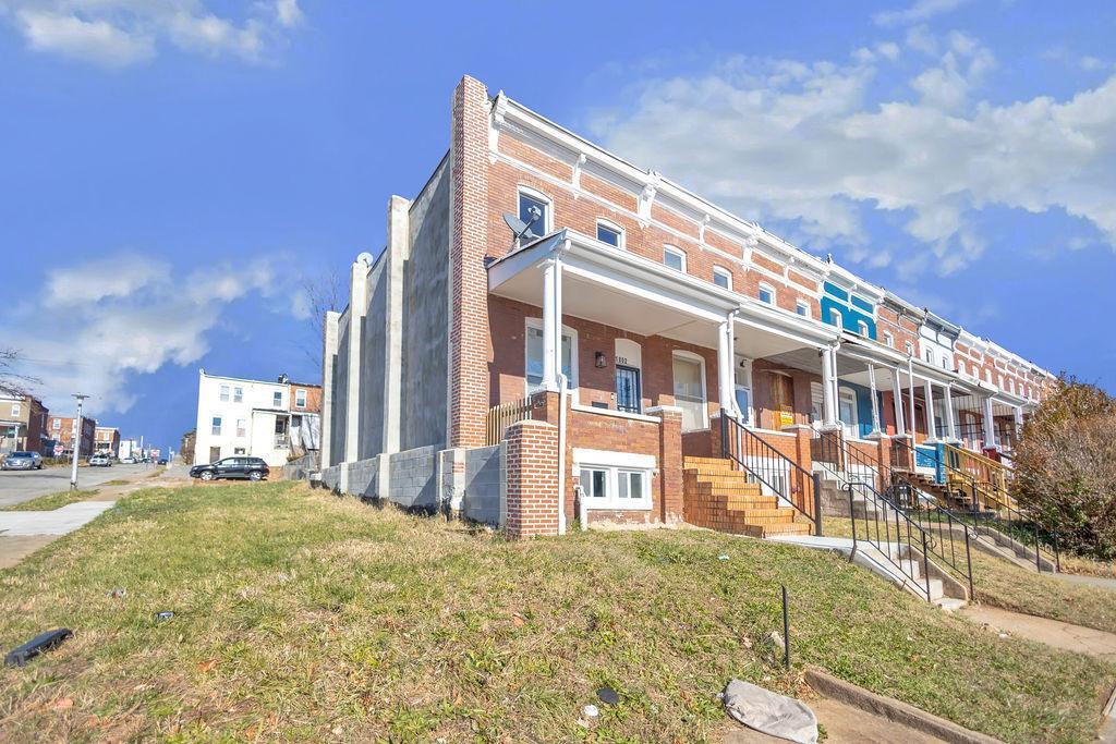 Primary Photo - 1802 E 29th St