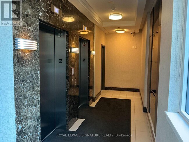 Photo du bâtiment - 306 - 372 HWY 7 E