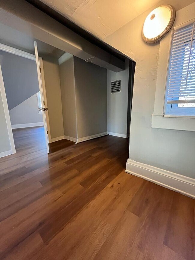 Foto del edificio - 3612 Dawson Ave