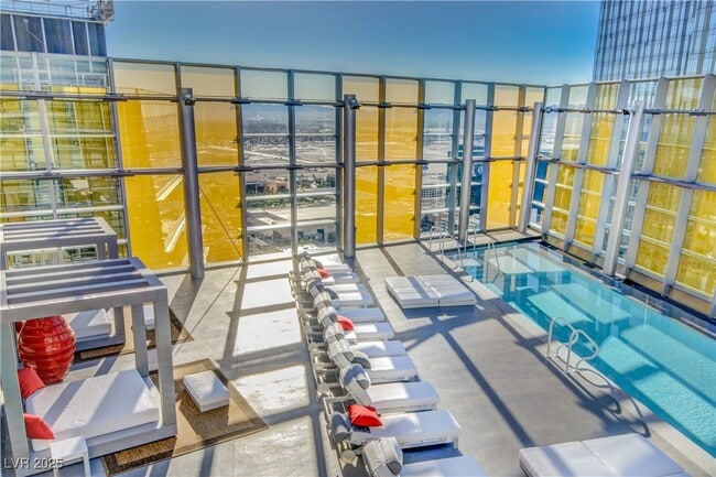 Building Photo - 3726 S Las Vegas Blvd