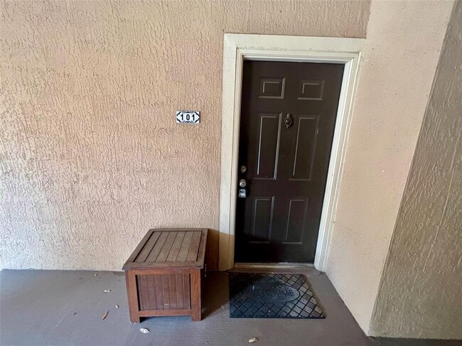 Foto del edificio - 5506 Metrowest Blvd