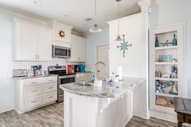 Foto del edificio - 998 Dolly St