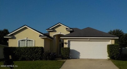 Building Photo - 1876 Creekview Dr