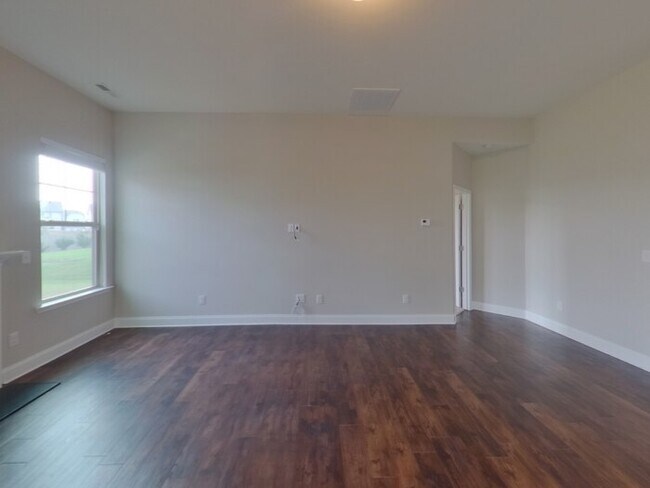 Building Photo - NOW AVAILABLE!  405 Lilac Ridge Ct, Zebulo...