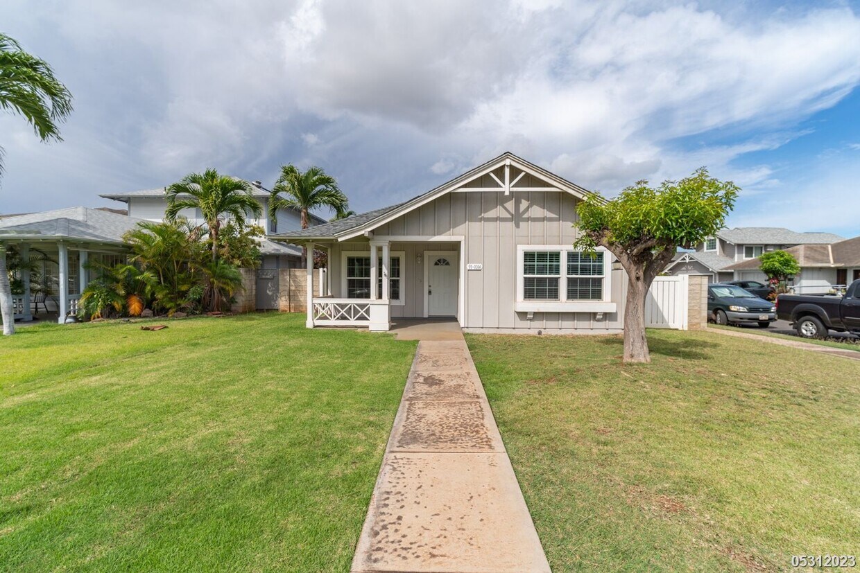Foto principal - $4,200 | 3br/2ba Single Family Home in Kum...