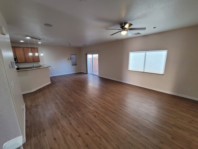 Building Photo - 6221 Joaquin Hills Ct