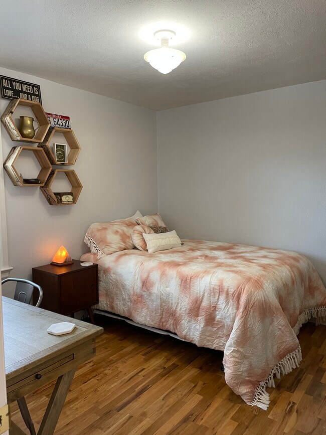 Bedroom Two - 4820 W Franklin Rd