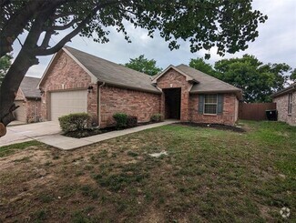 Building Photo - 209 Bird Creek Dr
