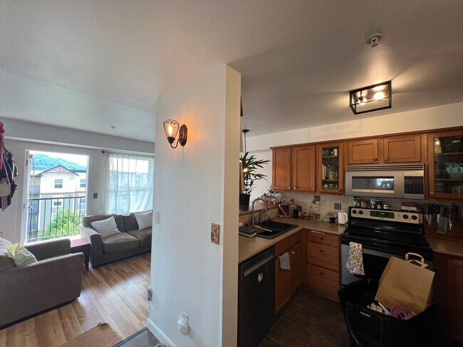 Foto del edificio - Spacious Studio Condo close to WWU