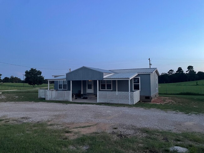Building Photo - 5512 County Rd