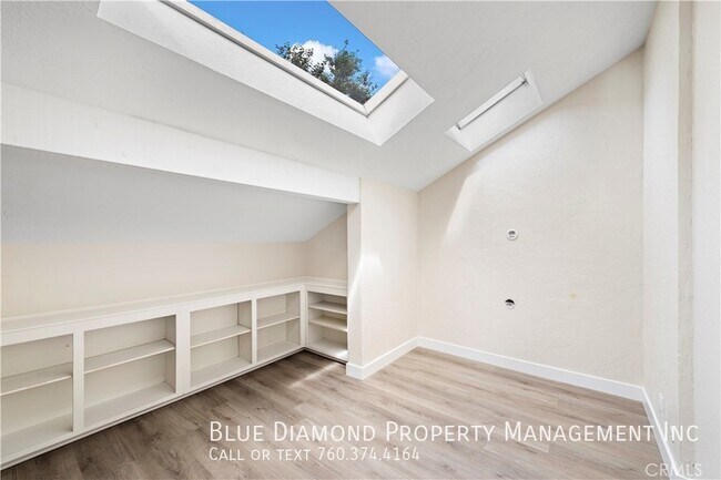 Foto del edificio - Spacious 3 BR, 2.5 BA Condo in Carlsbad