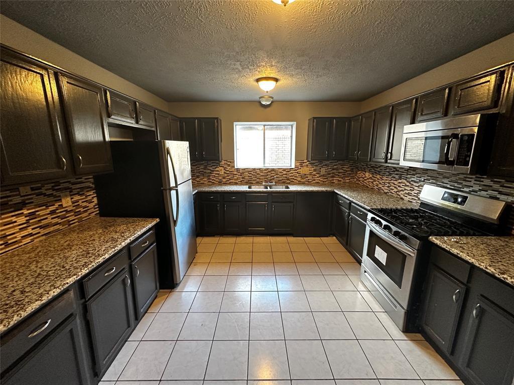 2415 Blackridge Rd, Houston, TX 77067 House Rental in Houston, TX