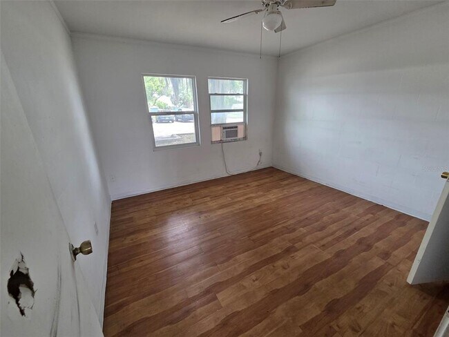 Building Photo - 5214-5217 7th St