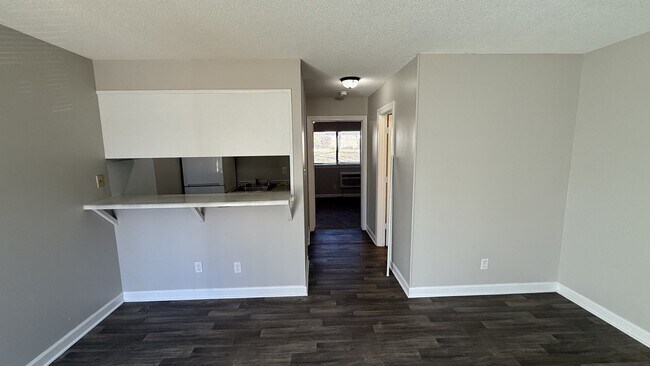 Foto del edificio - Pepper Tree Apartments