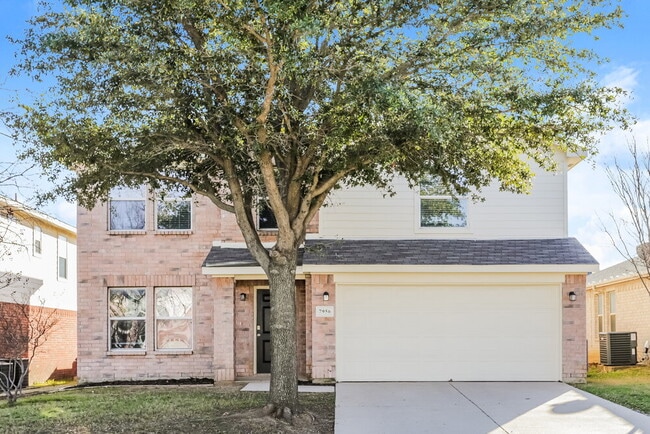 Building Photo - 7956 Meadow Spring Ln