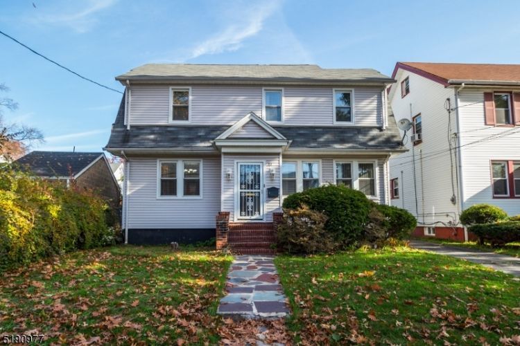 Foto principal - 151 Keer Ave