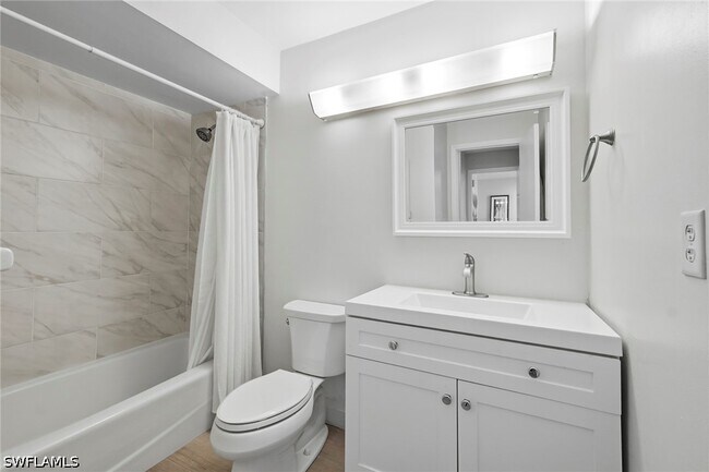 Foto del edificio - 428 Meadowlark Ln