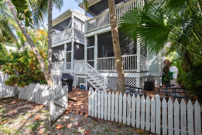 Foto del edificio - Furnished 3 Bedroom 3 Bathroom in Key West...