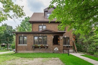 Building Photo - 53 Margaret Av