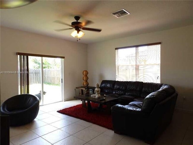 Building Photo - 8963 SW 215th Ln