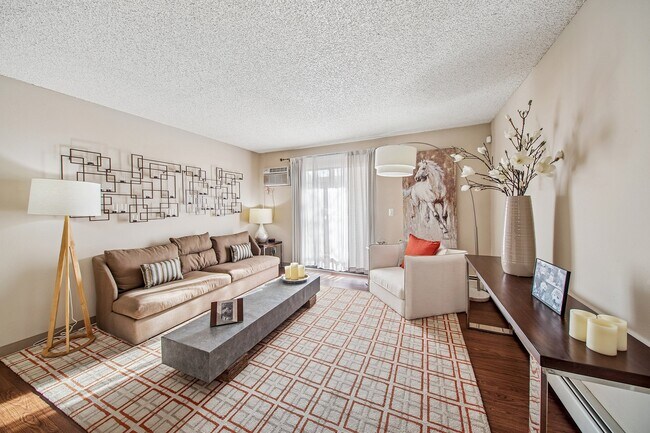 Foto del edificio - ReNew Cherry Creek