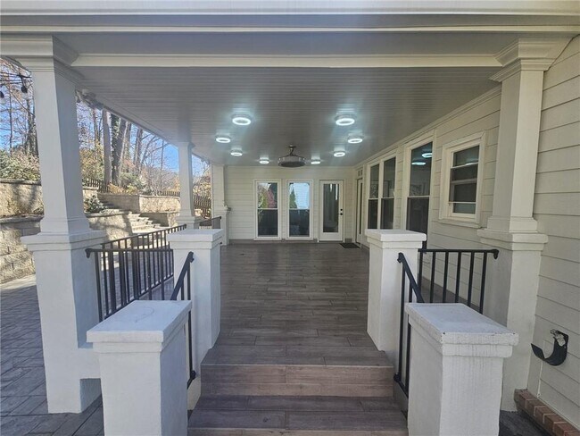 Foto del edificio - 526 Coopers Pond Dr