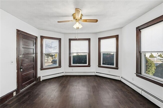 Building Photo - 93 Oakland Ave