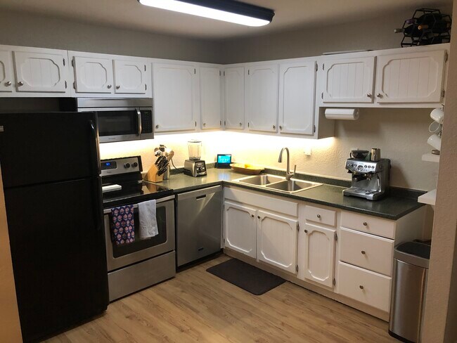 Foto del edificio - 720 E 73rd Ave