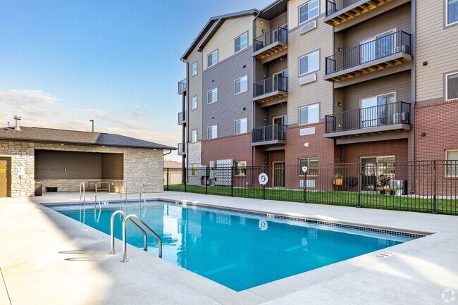 Building Photo - Horizon Ridge