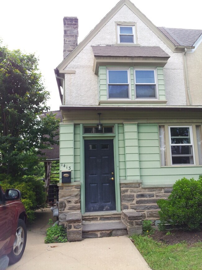 Foto del edificio - 1413 Darby Rd