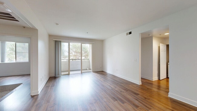 Interior Photo - Tierra del Rey