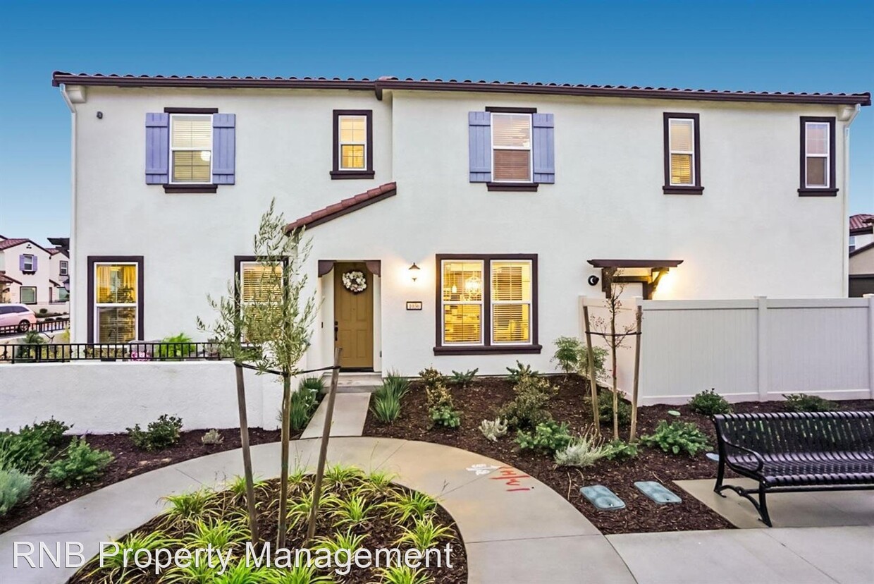 Foto principal - 3 br, 2.5 bath House - 1036 Billington Lane
