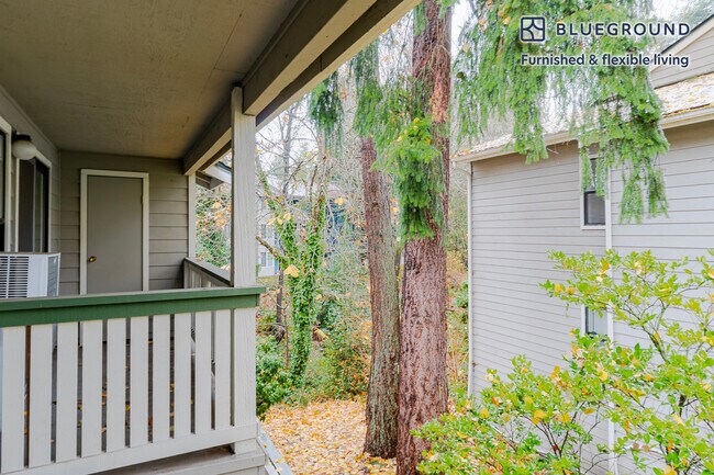 Foto del edificio - 15850 NE 40th St