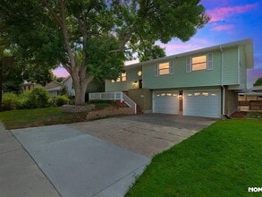 Building Photo - 7125 Caballero Ave