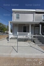 Building Photo - 2927 Thompson St