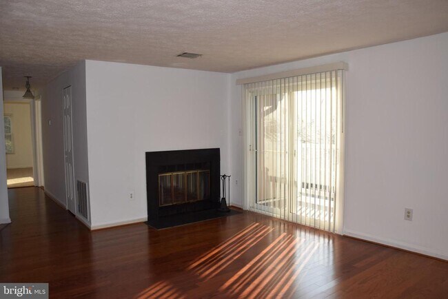 Foto del edificio - 803 Stratford Way