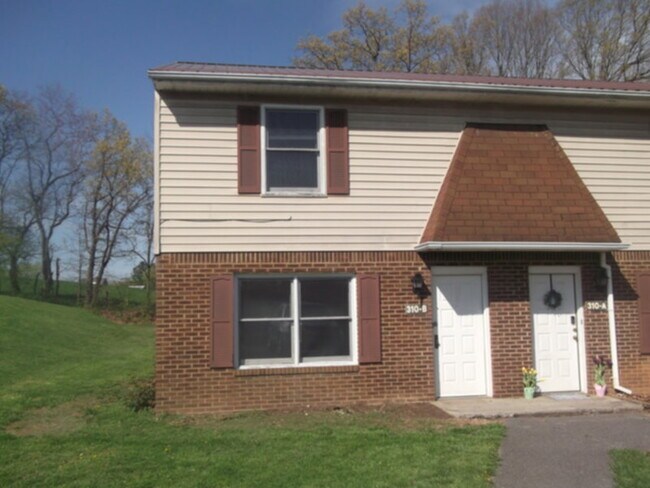 Building Photo - 310 B Teel Street