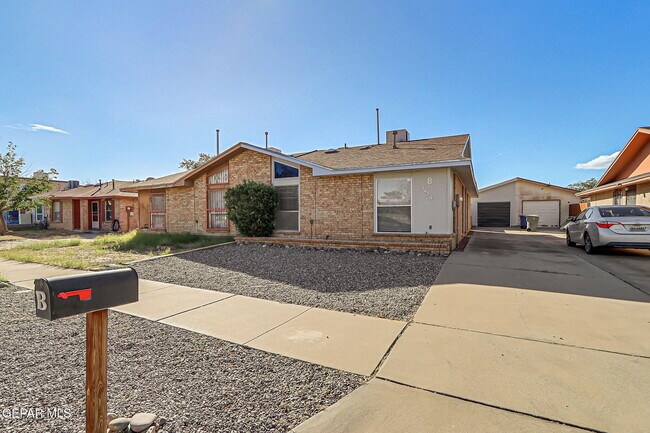 Building Photo - 3429 Risner Pl