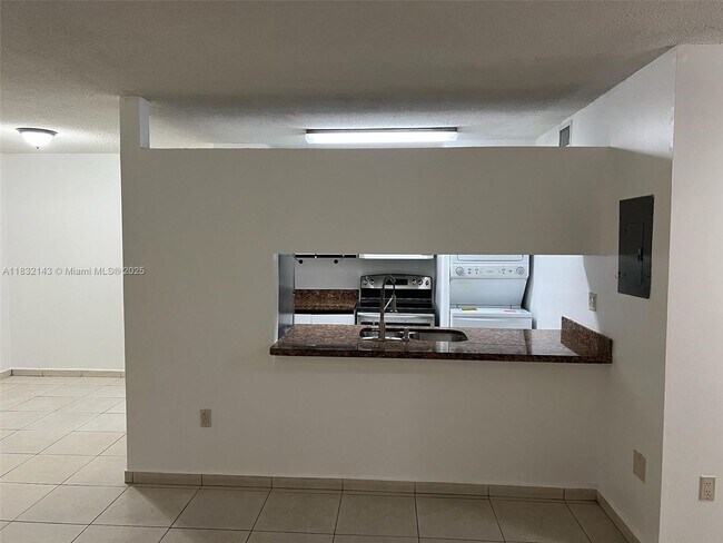 Foto del edificio - 15605 SW 74th Cir Dr