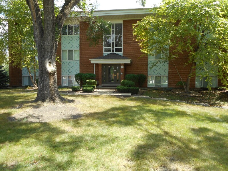 539 Pershing Ave, Glen Ellyn, IL 60137 House Rental in Glen Ellyn, IL