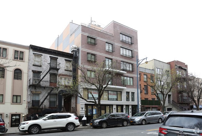 Building Photo - 176-178 Division Ave
