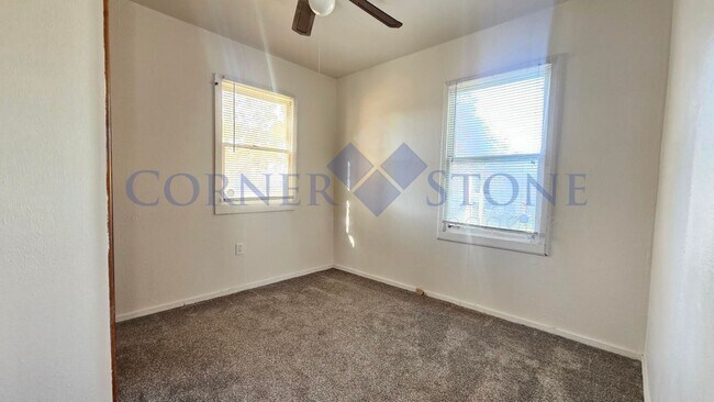 Building Photo - Charming 2 Bedroom in Wilder!